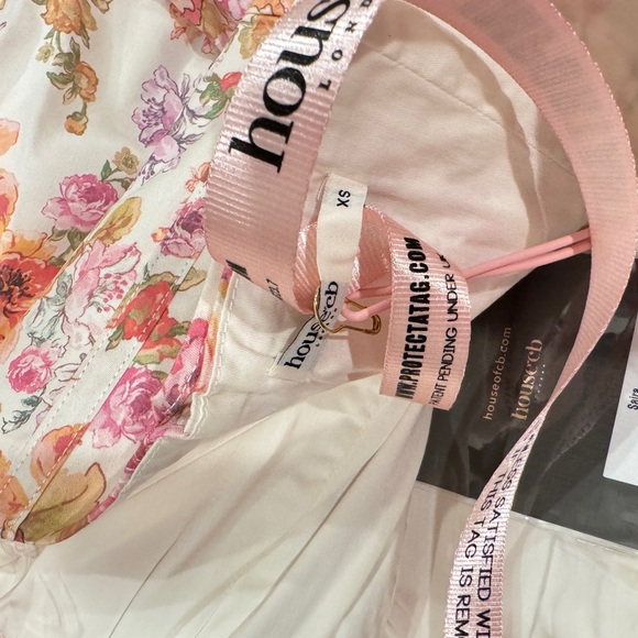 New With Tag - House of CB SAIRA IVORY FLORAL MIDI SUNDRESS Size XS - Picture 12 of 12